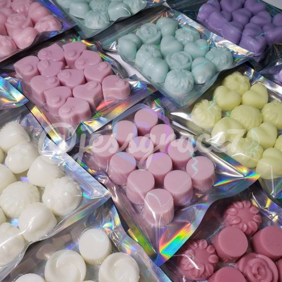 White T-Shirt Wax Melts - Picture 3 of 3